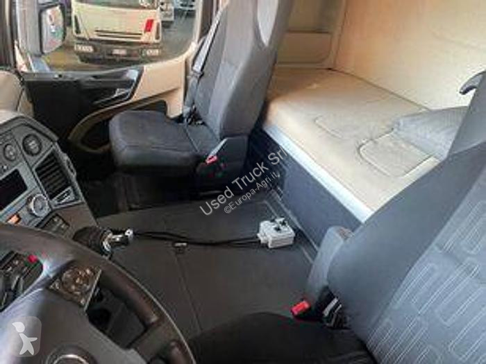 Lantbrukstraktor Mercedes Actros 1845