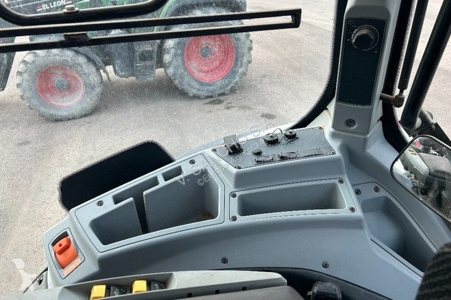 Tractor agrícola Valtra T 254 VERSU