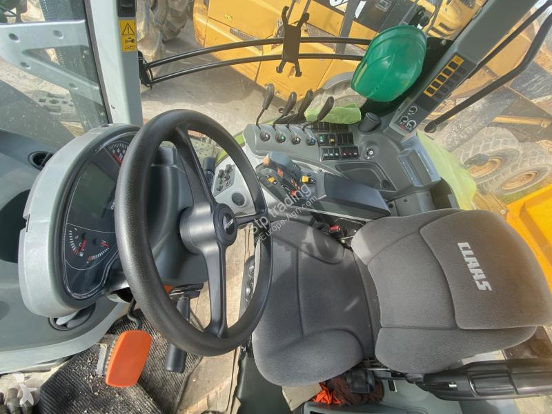 Tracteur agricole Claas  Axion 800