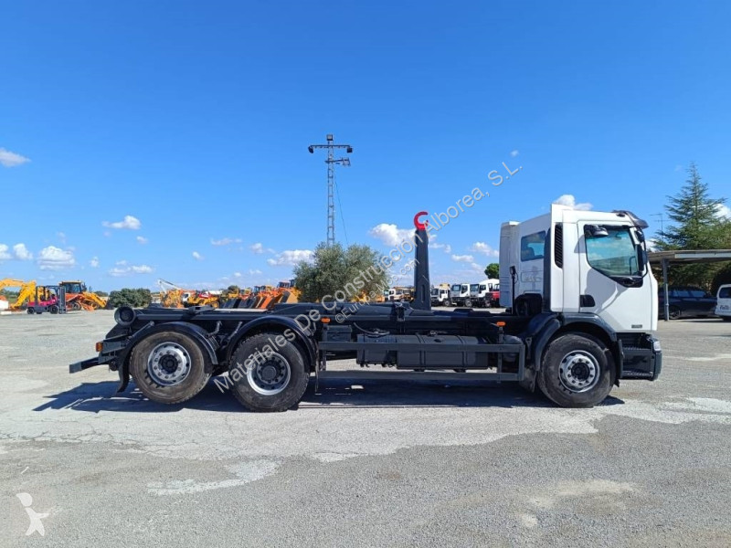 Kamion Renault 320 DCI