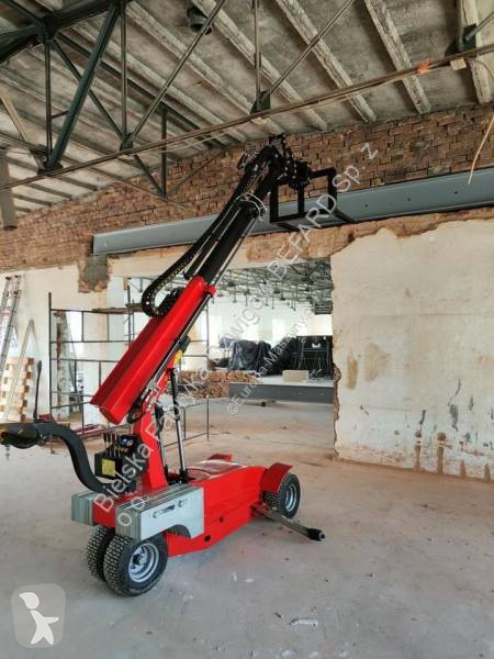 Grua Befard Kołowy mini żuraw BEFARD DG820.3