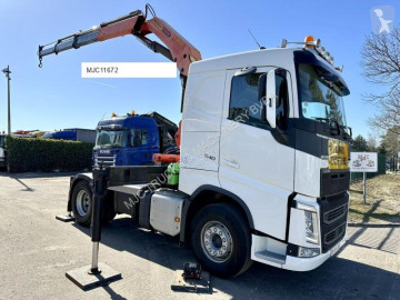 Cabeza tractora Volvo