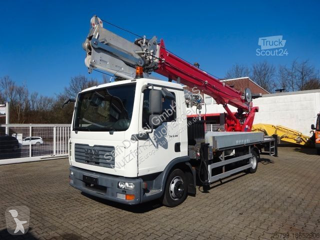 Camion MAN 8.180 TGL + Böcker AK 32 Meter...