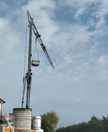 Grue à tour