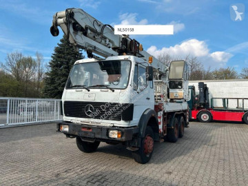Grue mobile Mercedes