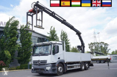 Grue mobile Mercedes