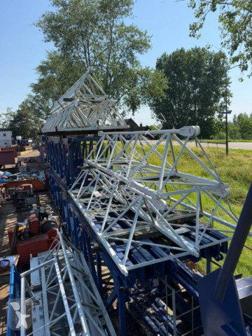 Potain tower crane
