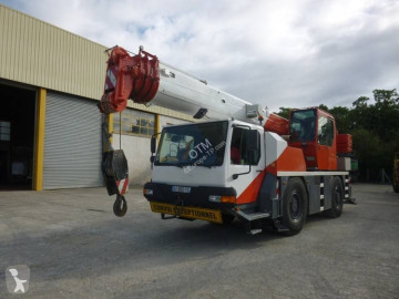 Grua móvel Liebherr