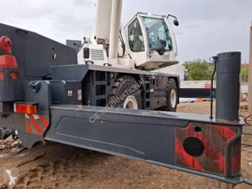 Grua móvel Liebherr