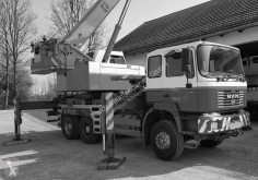 Grúa móvil Liebherr LTF1030