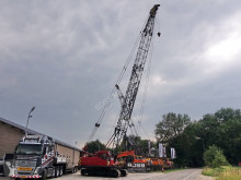 Grue sur chenilles Kobelco 7035 (28 meter boom)