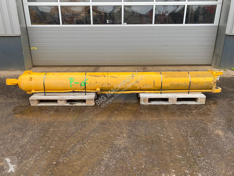 Kran Liebherr 1100 Hefcilinder / Boom cylinder