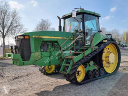 Mezőgazdasági traktor John Deere 8400 T használt