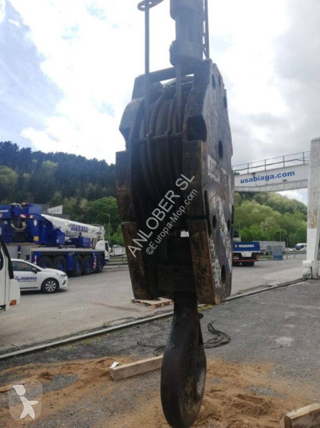 Grue Liebherr LTM 1070 4.2