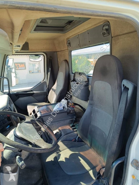 Kamion Renault 320 DCI