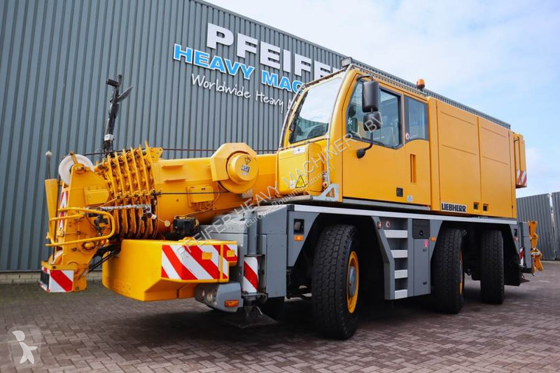 Grua Liebherr 1055-3.1 6x6x6 Drive, 55t...