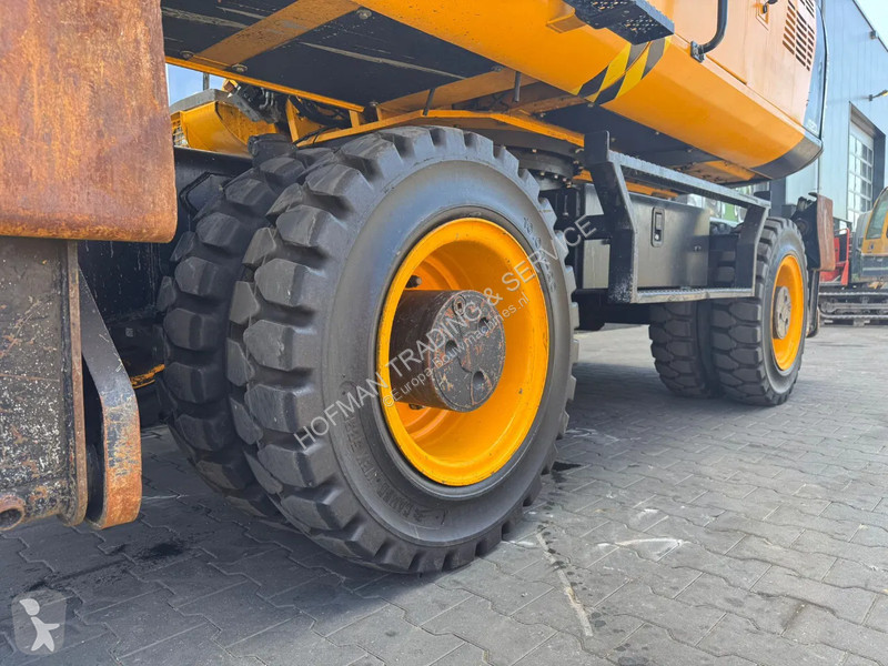 Grua JCB JS20MH T4