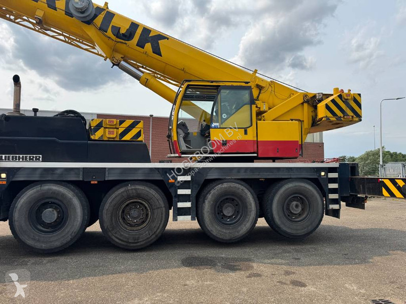 Grua Liebherr 1070-4.1 ( WHIT JIB )