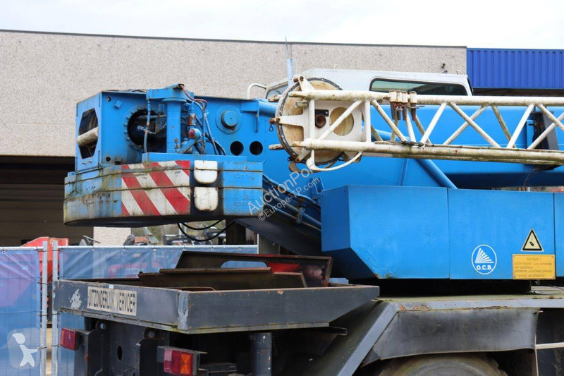 Macara Liebherr 1025