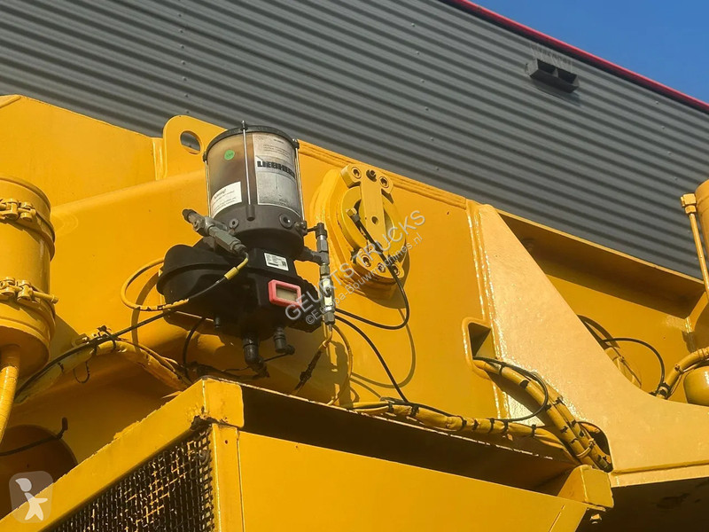 Grua Liebherr 1080 L 8X6
