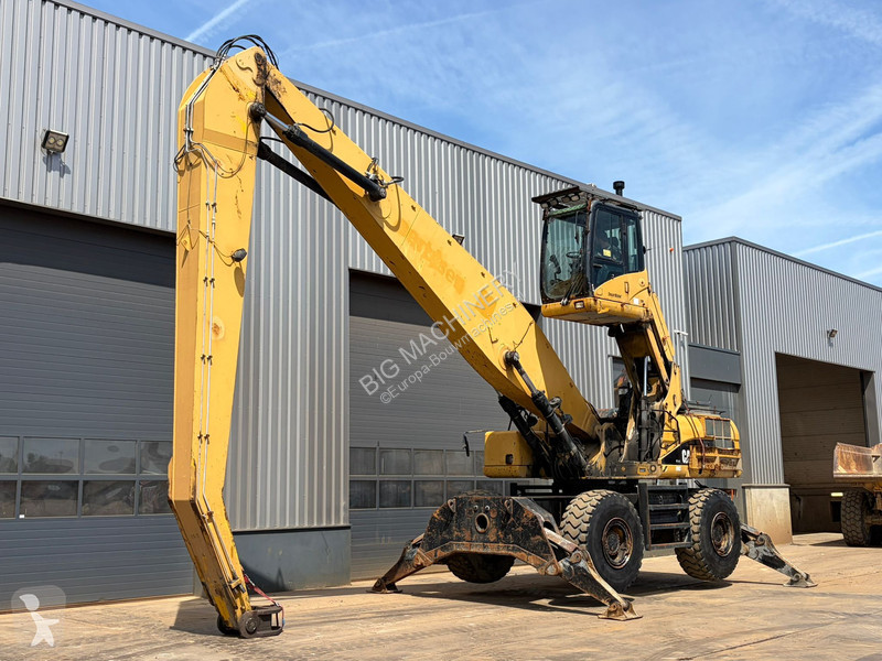 Jeřáb Caterpillar M325DMH