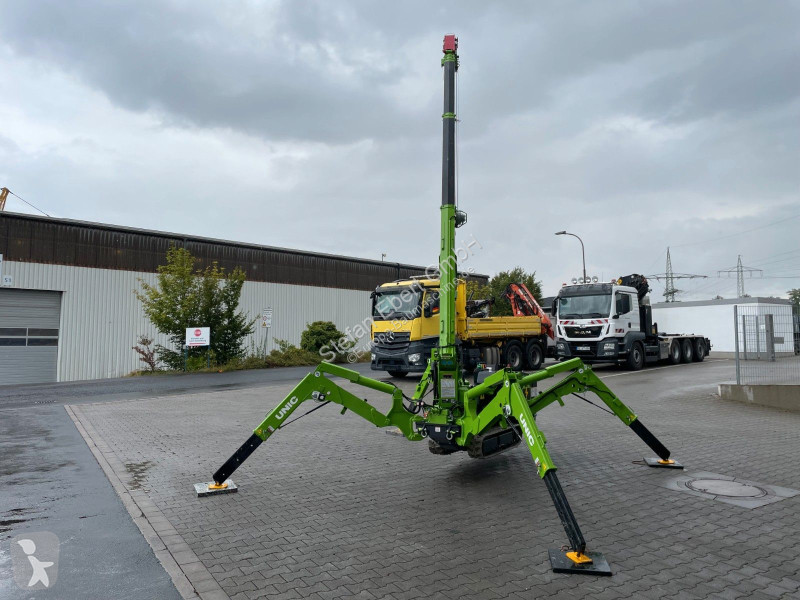 Macara  UNIC URW295CBE/ Raupenkran / 8,8m / 2,9t