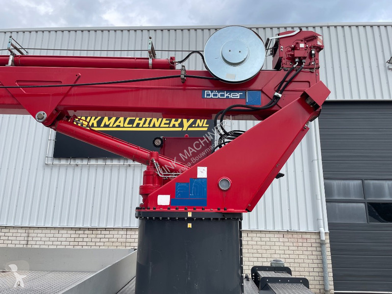 Grua Böcker AK 35/3000 SPS