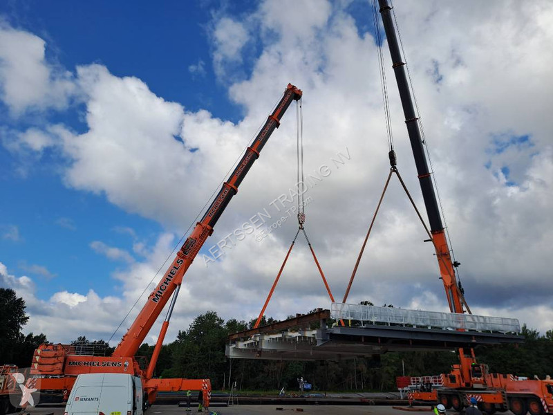 Grua Terex Demag AC700