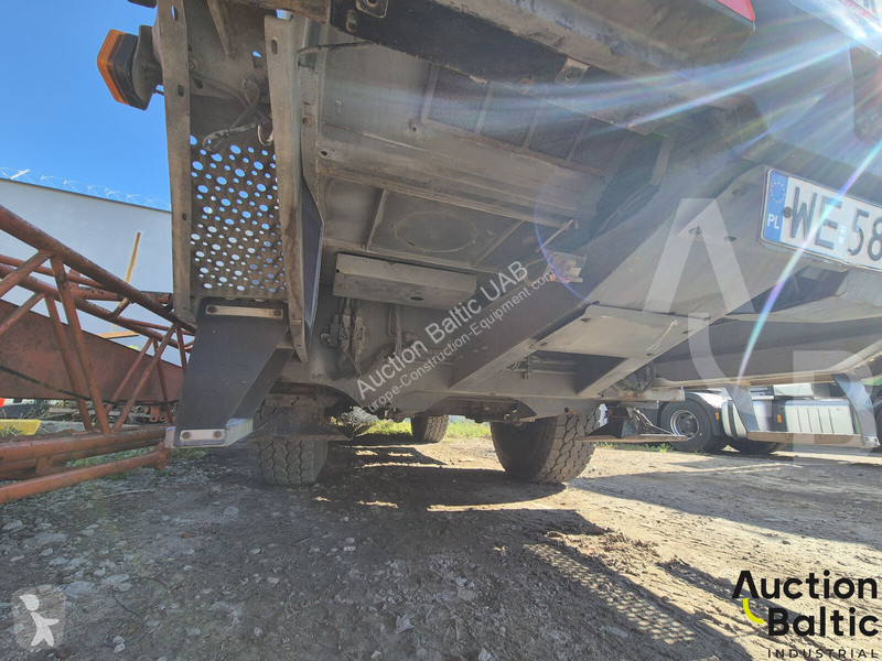Grue Liebherr 1030-2