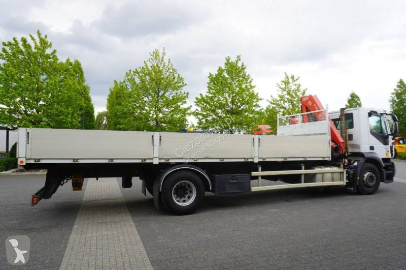 Grúa Iveco STRALIS 19.310 E6 / Flatbed 19 EPAL...