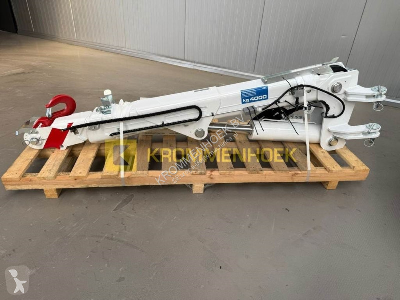 Grua JMG MC 100 HY Hybrid pick & carry crane