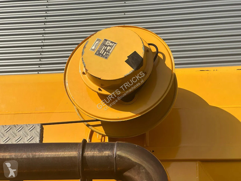 Grua Liebherr 1080 L 8X6