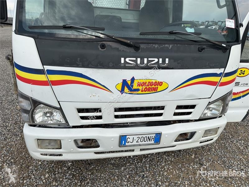 Dźwigi Isuzu 340K2 995 kg on Isuzu NPR77...