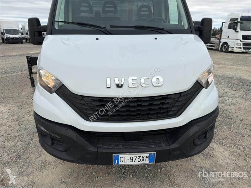 رافعة Iveco Palfinger PK3400 990 kg on  Iveco...