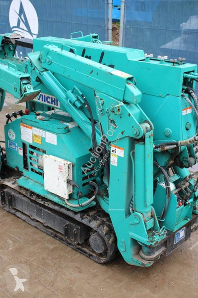 Grue Aichi UJ012