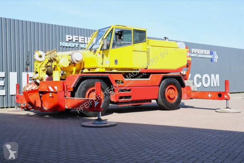 Grua  CT2 Diesel, 4x4x4 Drive, 30m Main Boom,...