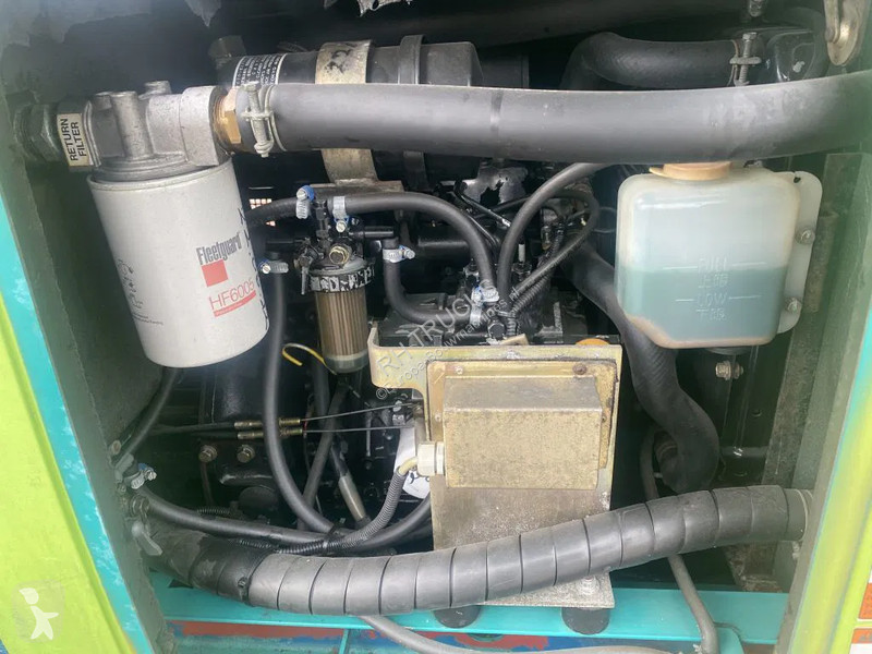 Grua Maeda MC-305C