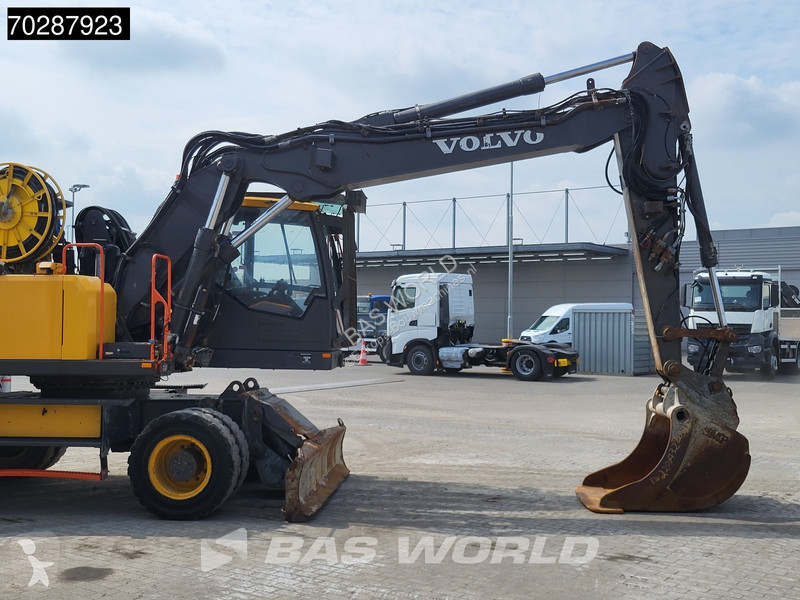 Graafmachine Volvo EW220 E