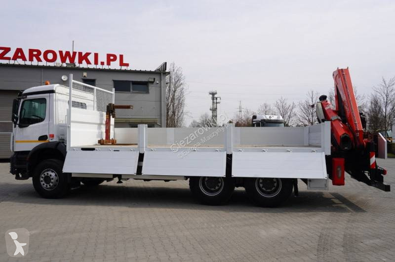 Žeriav Mercedes Arocs 2633 flatbed truck /...