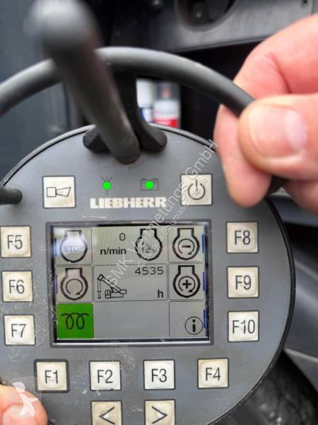 رافعة Liebherr LTF 1045-4.1