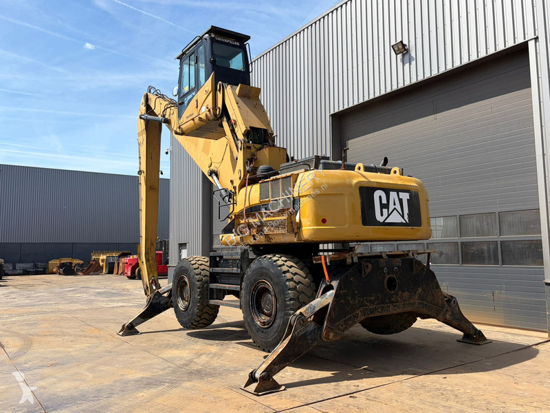 Jeřáb Caterpillar M325DMH