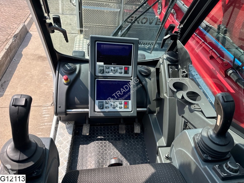 Jeřáb Grove GMK3060L-1 6x6, 60.000 kg, 48 m