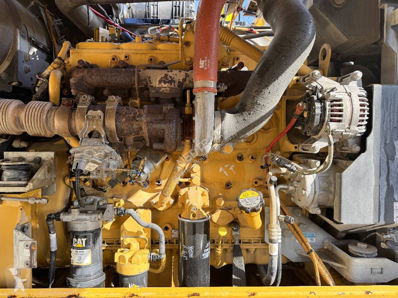 Jeřáb Caterpillar MH 3022