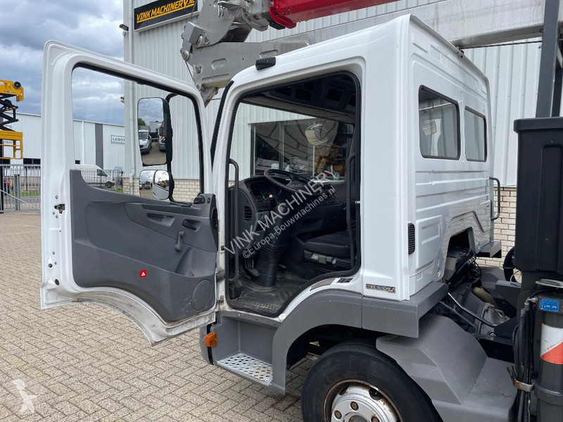 Grua Böcker AK 35/3000 SPS