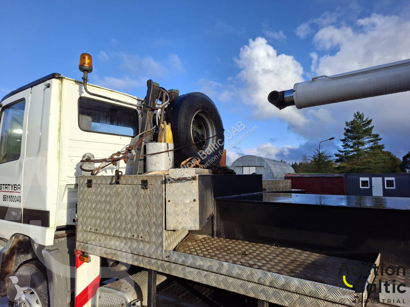 Grue Mercedes Actros 3331