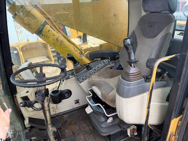 Кран Caterpillar M 325 C MH
