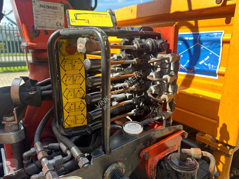 Kraan  Kiefer HY1251 with Palfinger PK-2700A