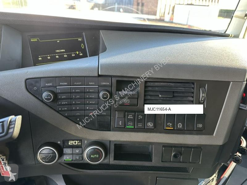 Trattore Stradale Volvo FH 500 6X2 + CRANE...