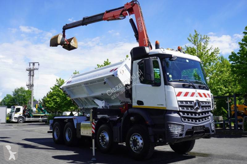 Žeriav Mercedes Arocs 3236 8x4 / HDS Fassi...