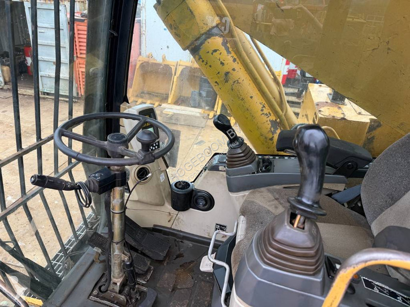 Кран Caterpillar M 325 C MH